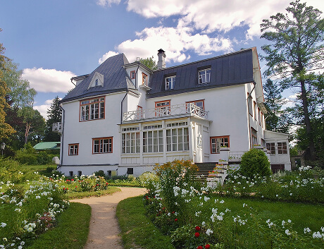 Luxury apartment with modern kitchen
